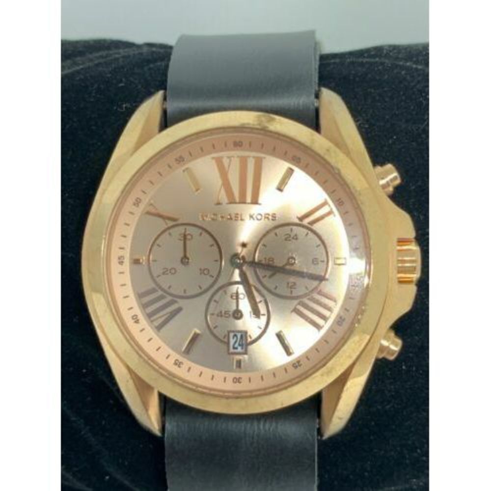 MICHAEL KORS MK5503 Bradshaw Women's Leather Analog Rose Gold Dial Watch ZW23